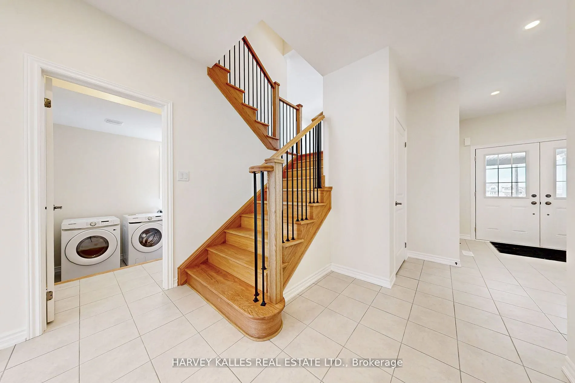 53 Lawrence D. Pridham Avenue