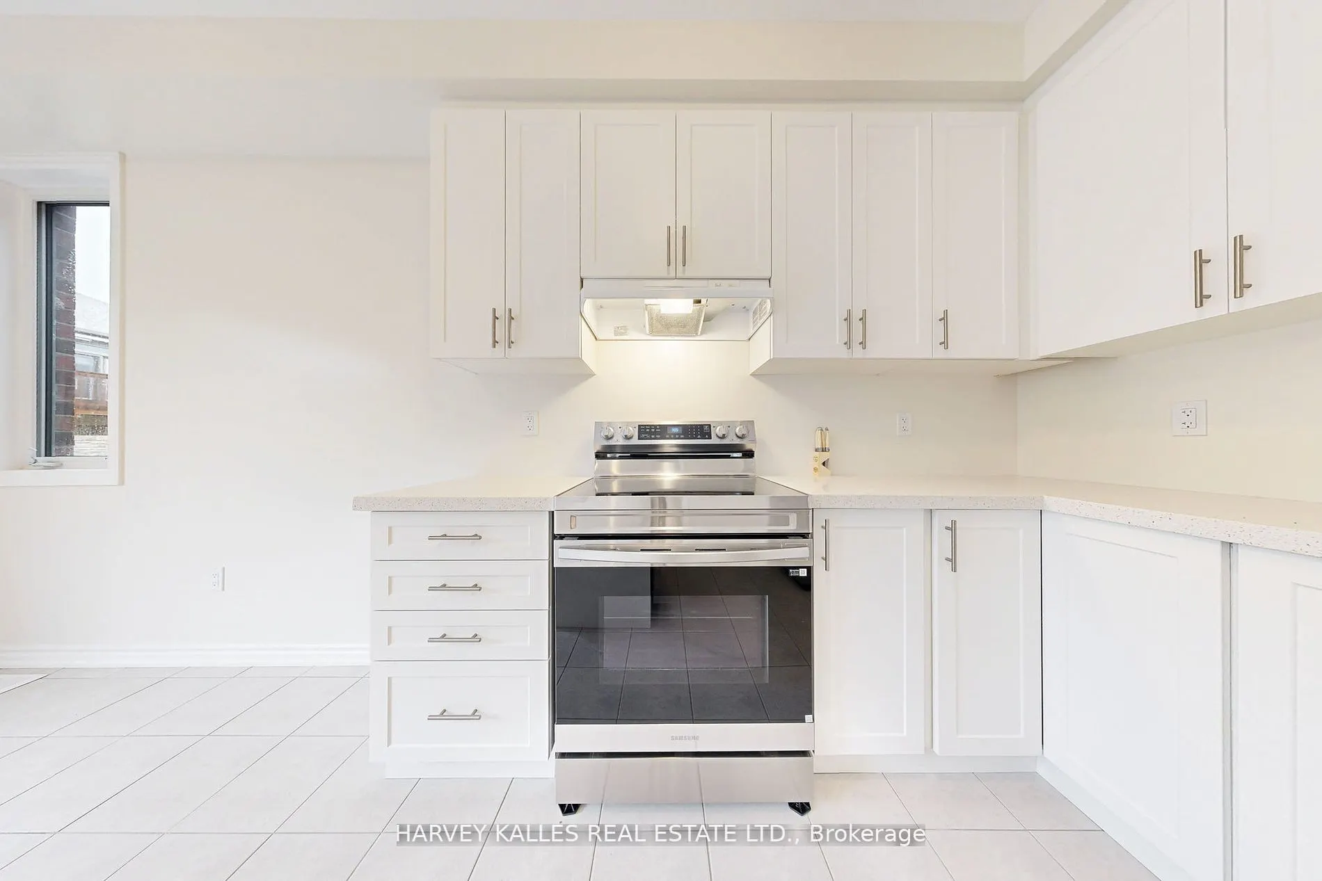 53 Lawrence D. Pridham Avenue