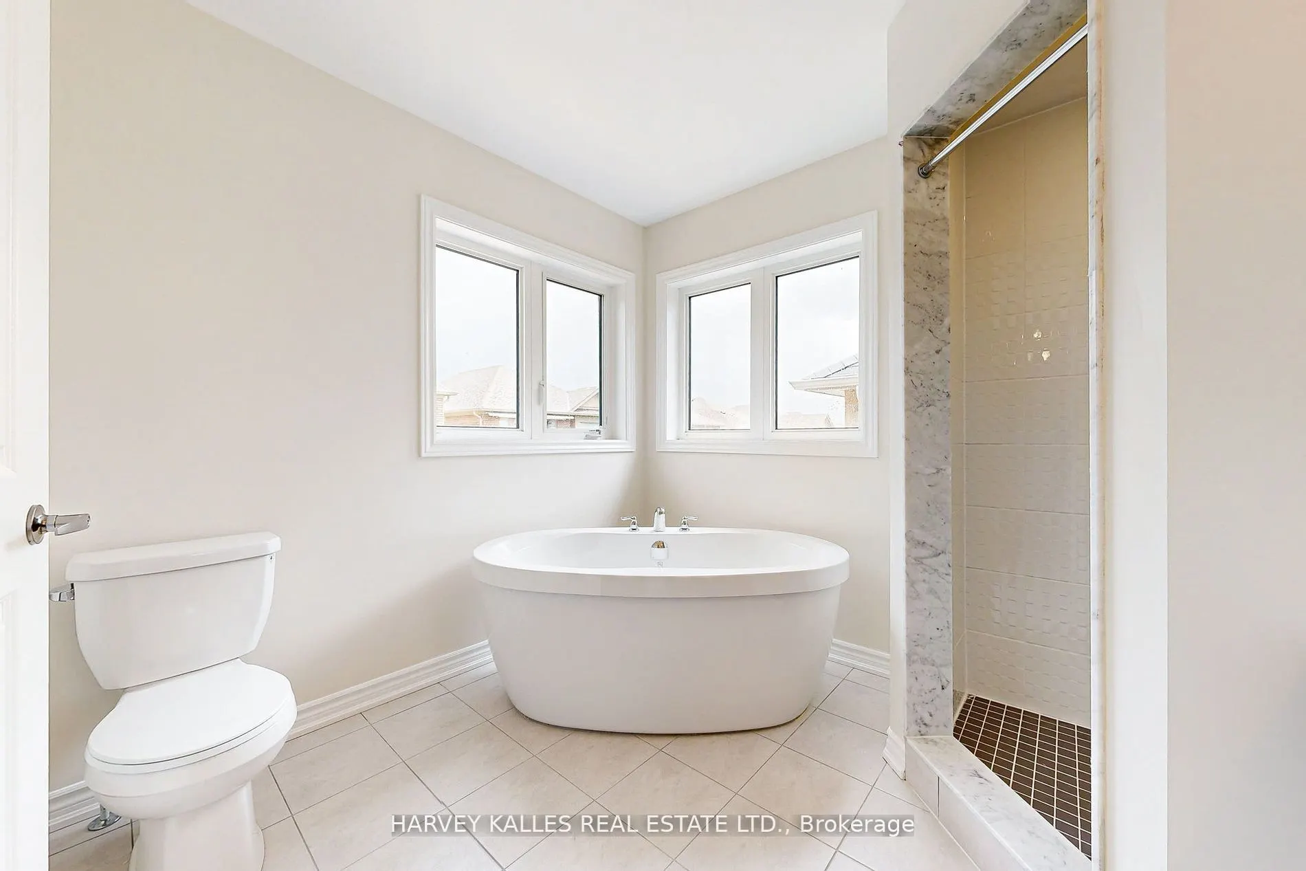 53 Lawrence D. Pridham Avenue