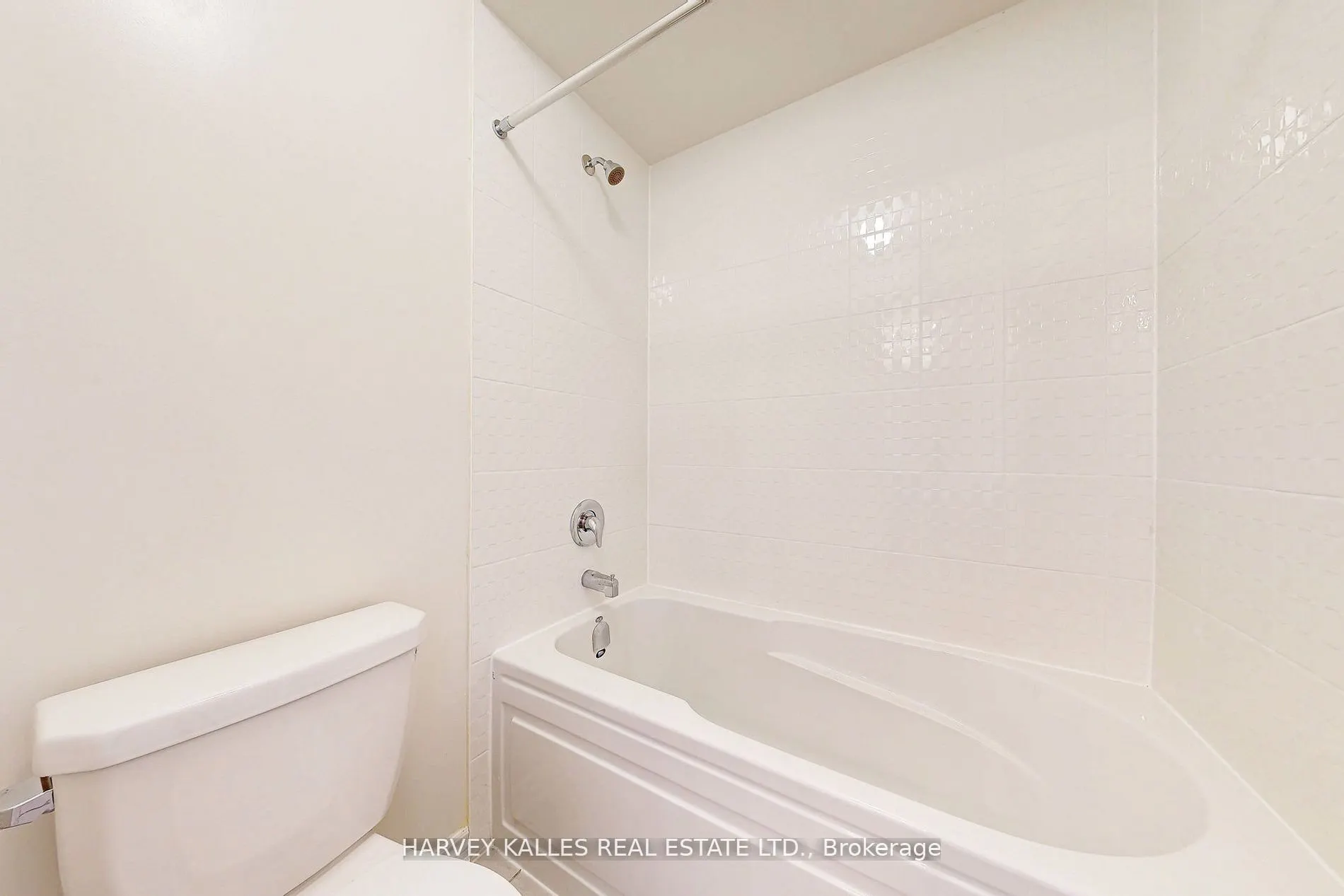 53 Lawrence D. Pridham Avenue