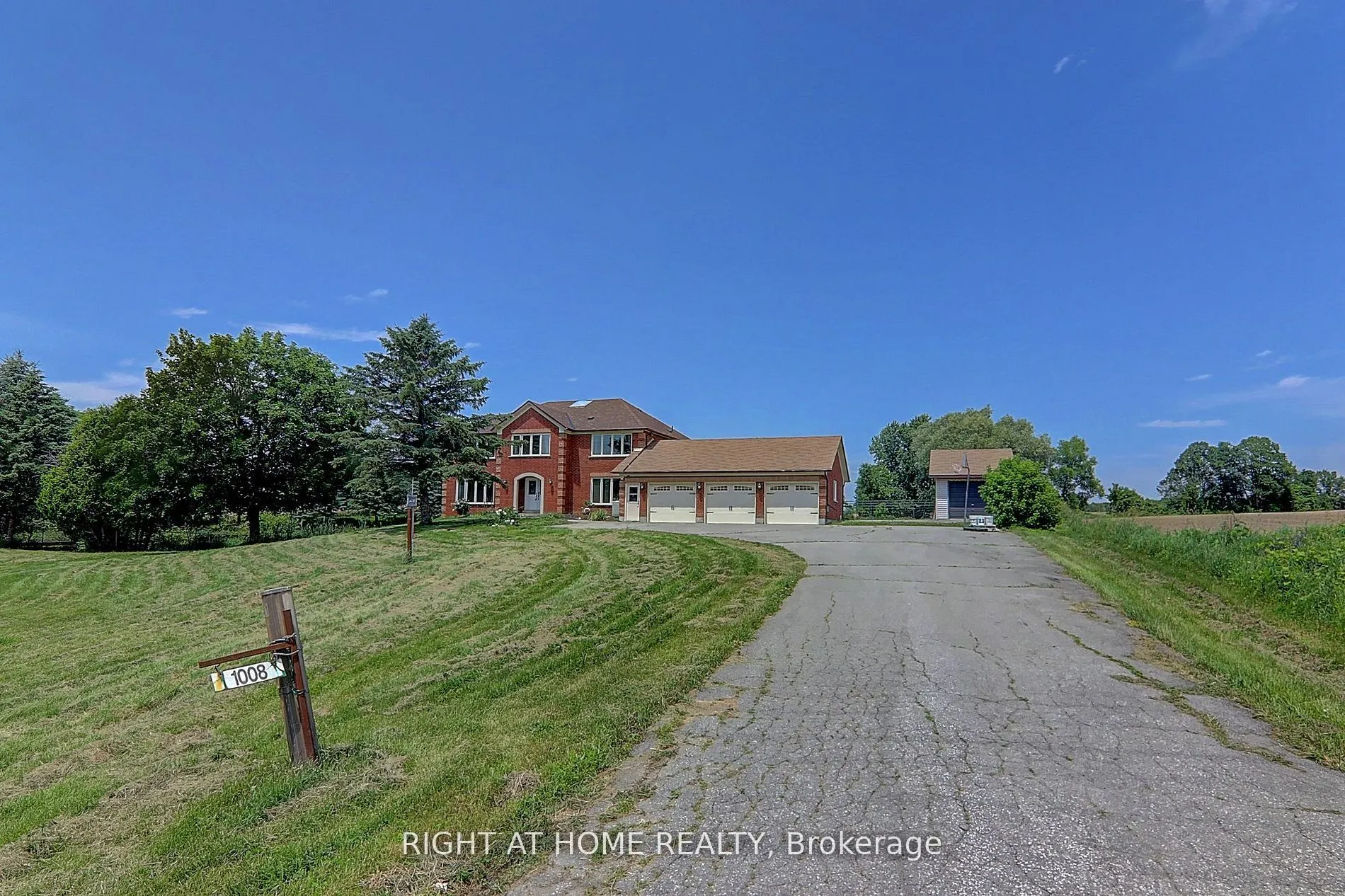 1008 Mount Albert Road