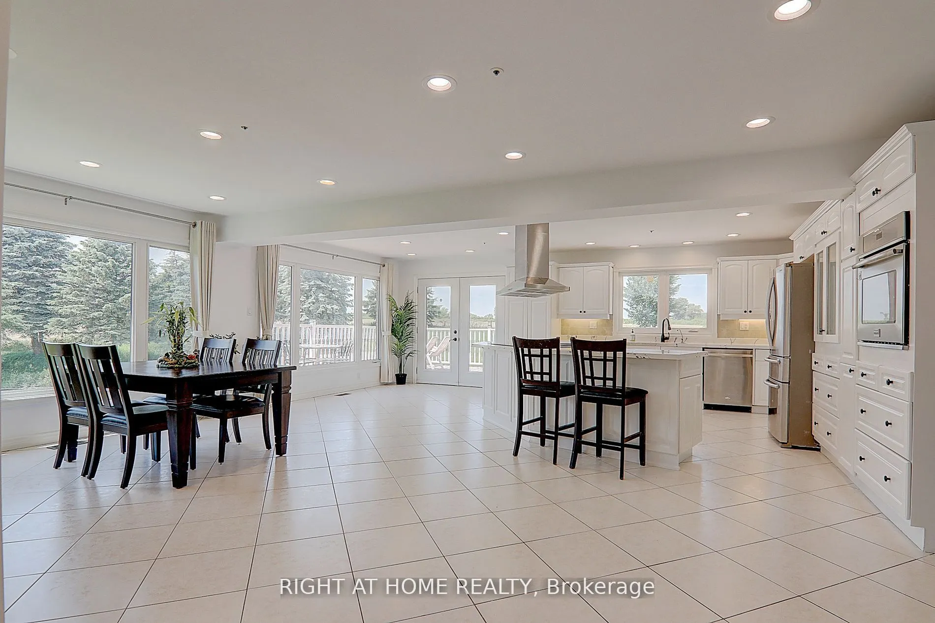 1008 Mount Albert Road