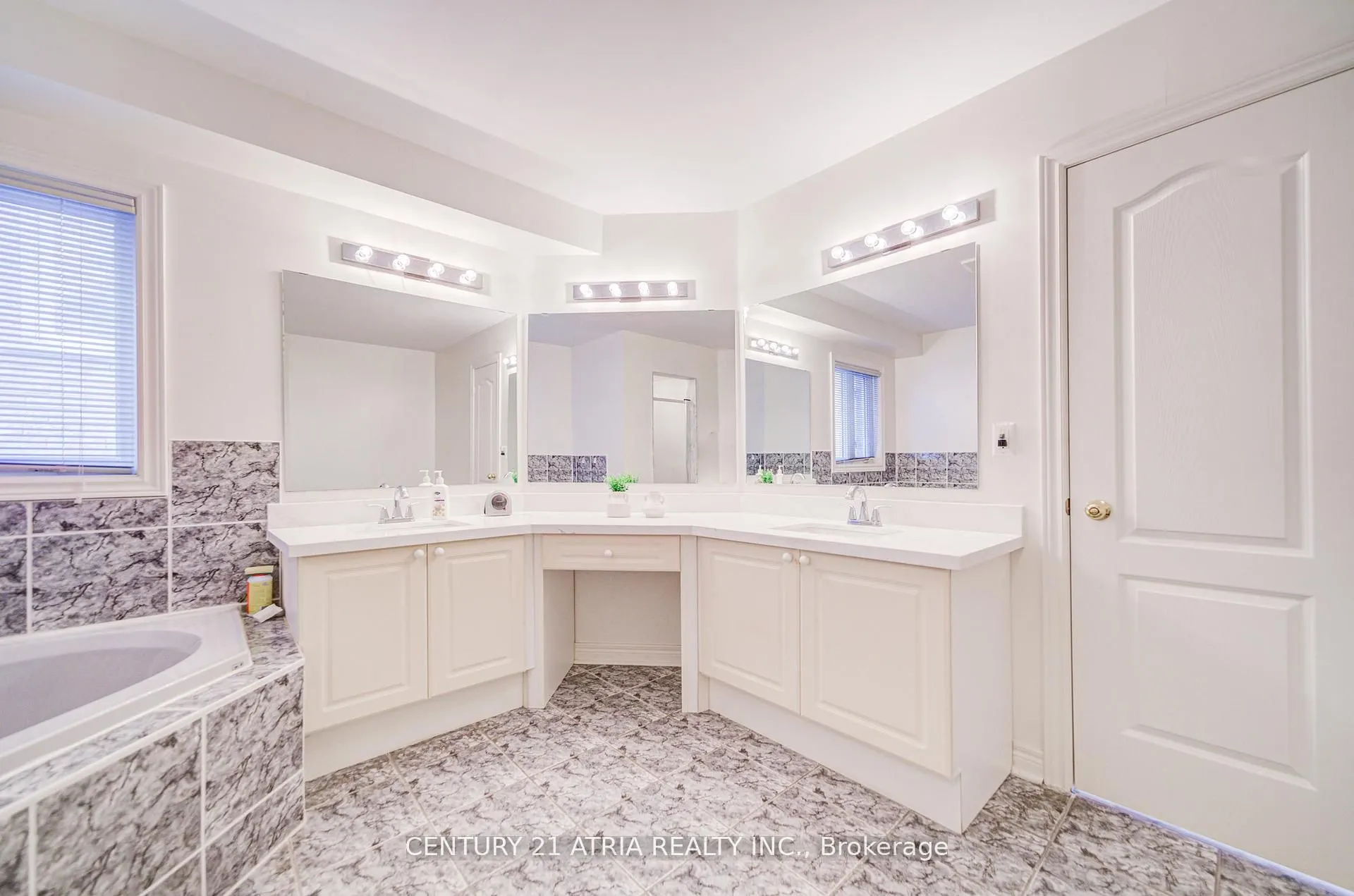 147 Frank Endean Road