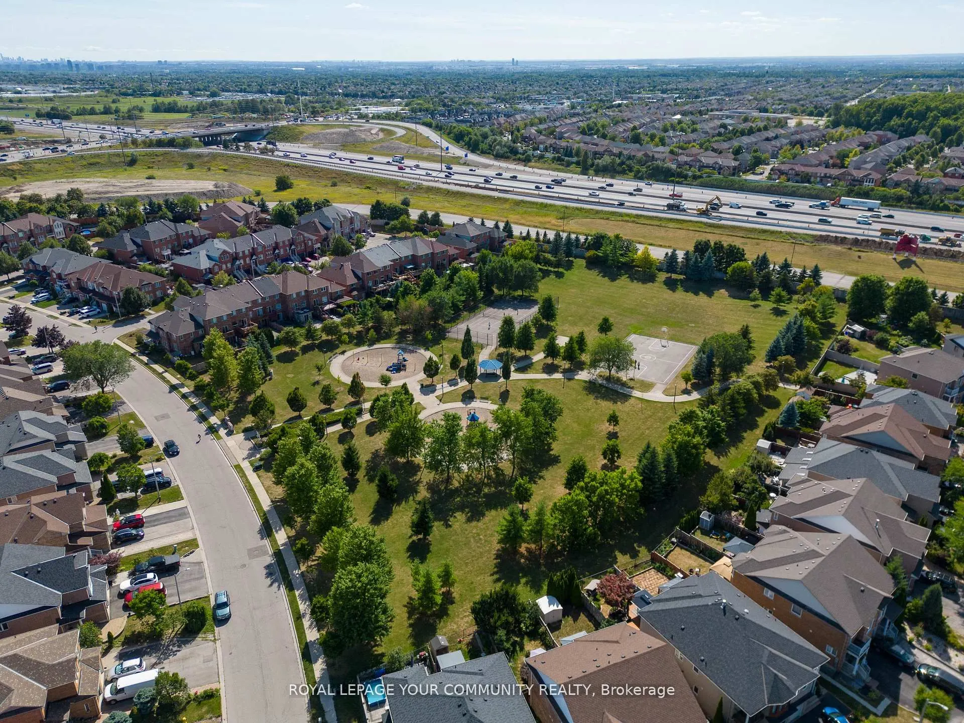 57 Deepsprings Crescent