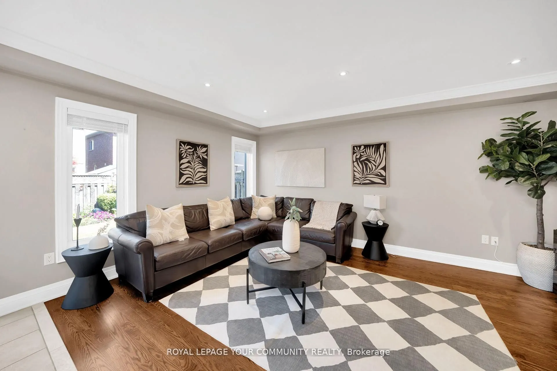 57 Deepsprings Crescent