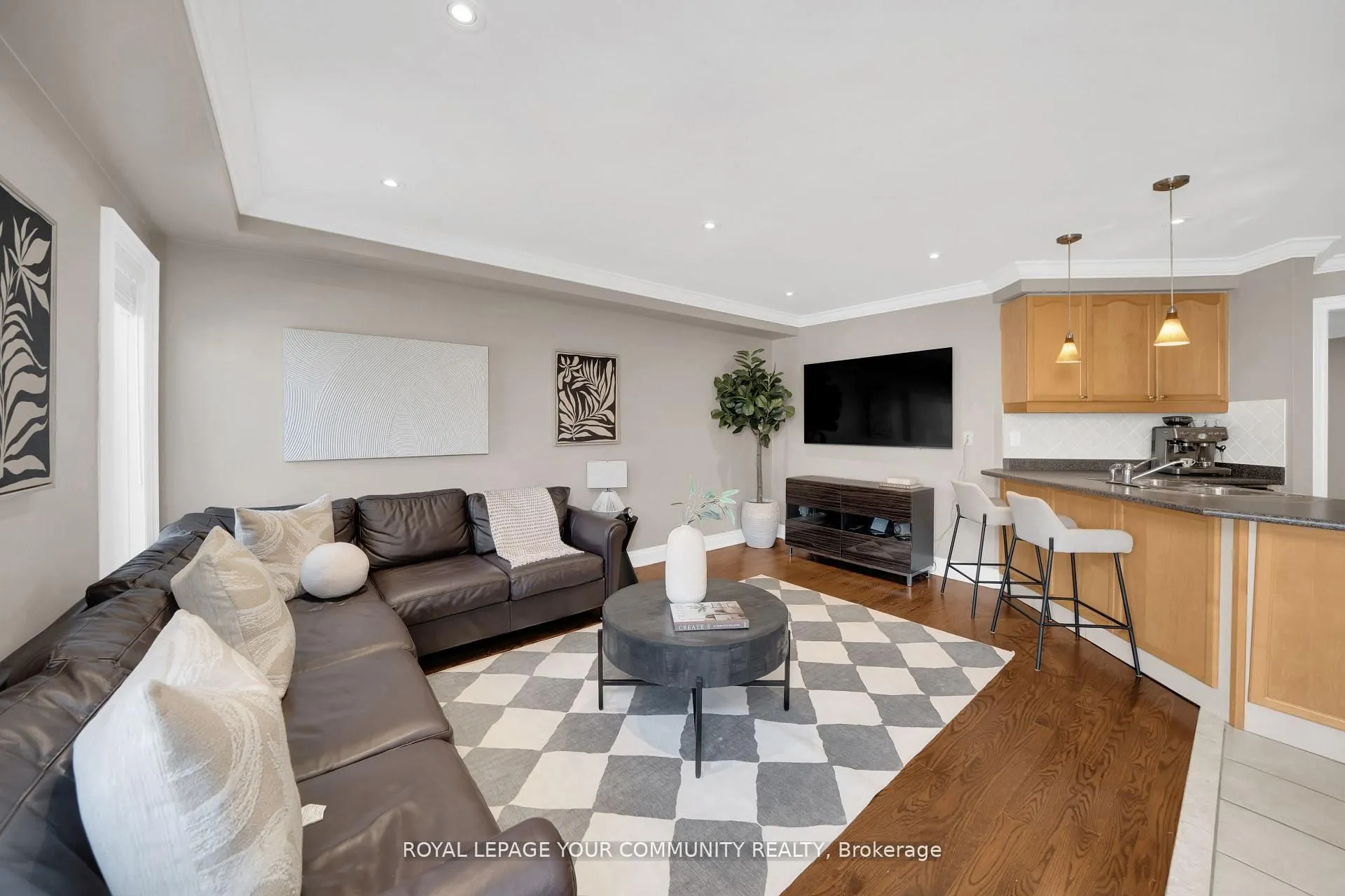 57 Deepsprings Crescent