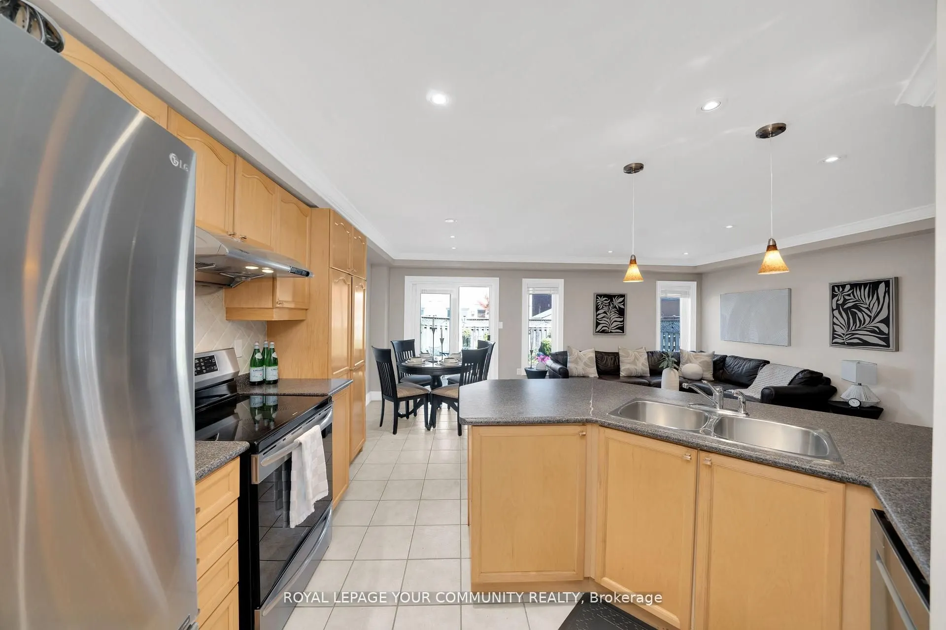 57 Deepsprings Crescent