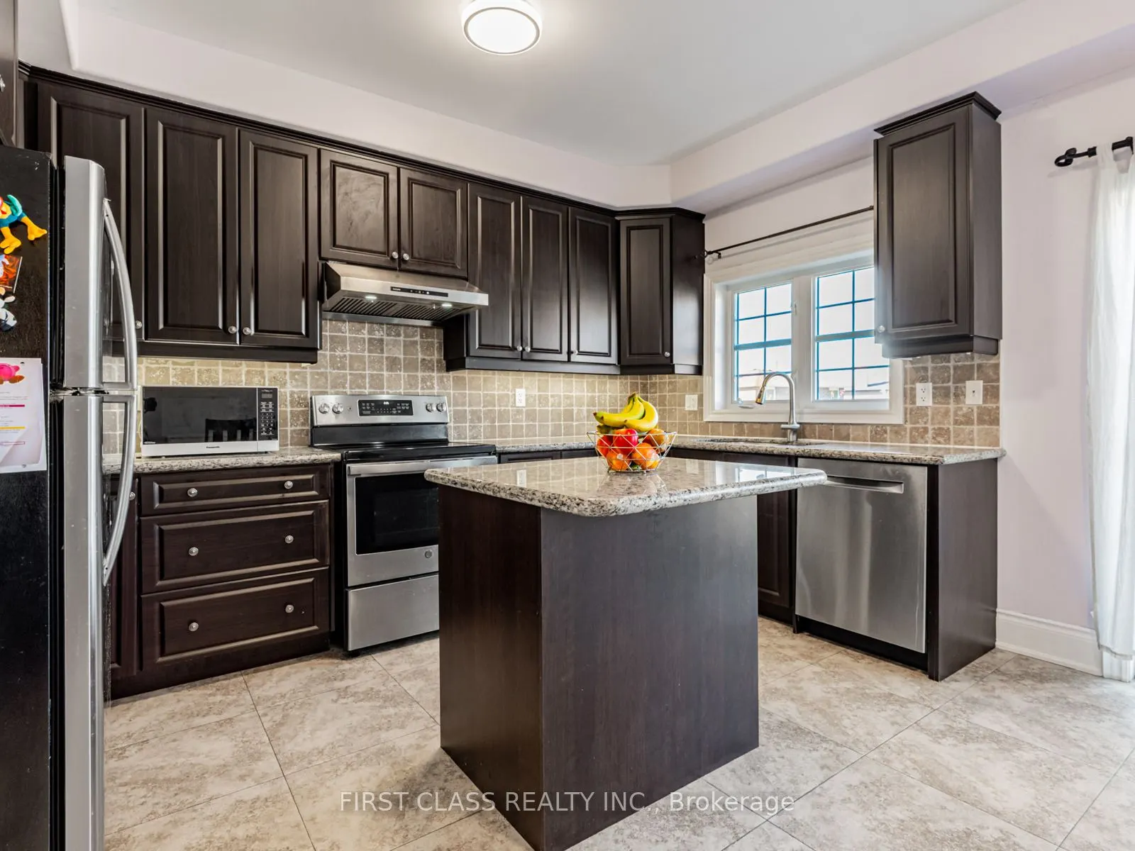 24 Golden Spruce Lane