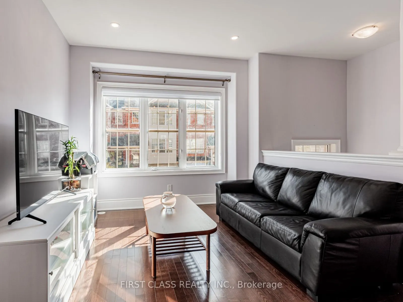 24 Golden Spruce Lane