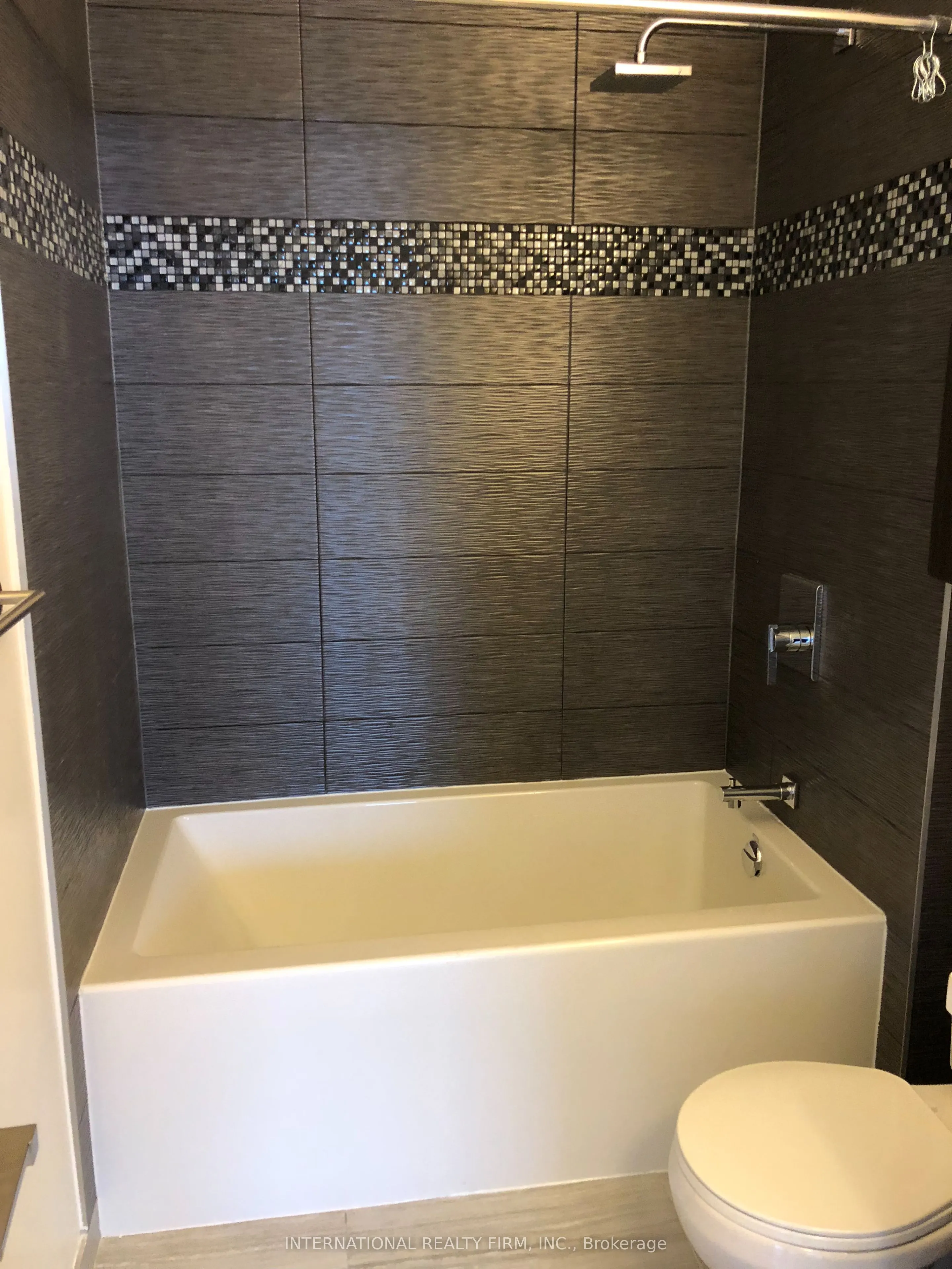 3700 Highway 7, #Lph10