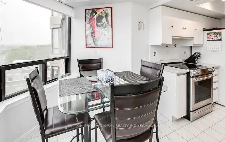 7420 Bathurst Street, #909