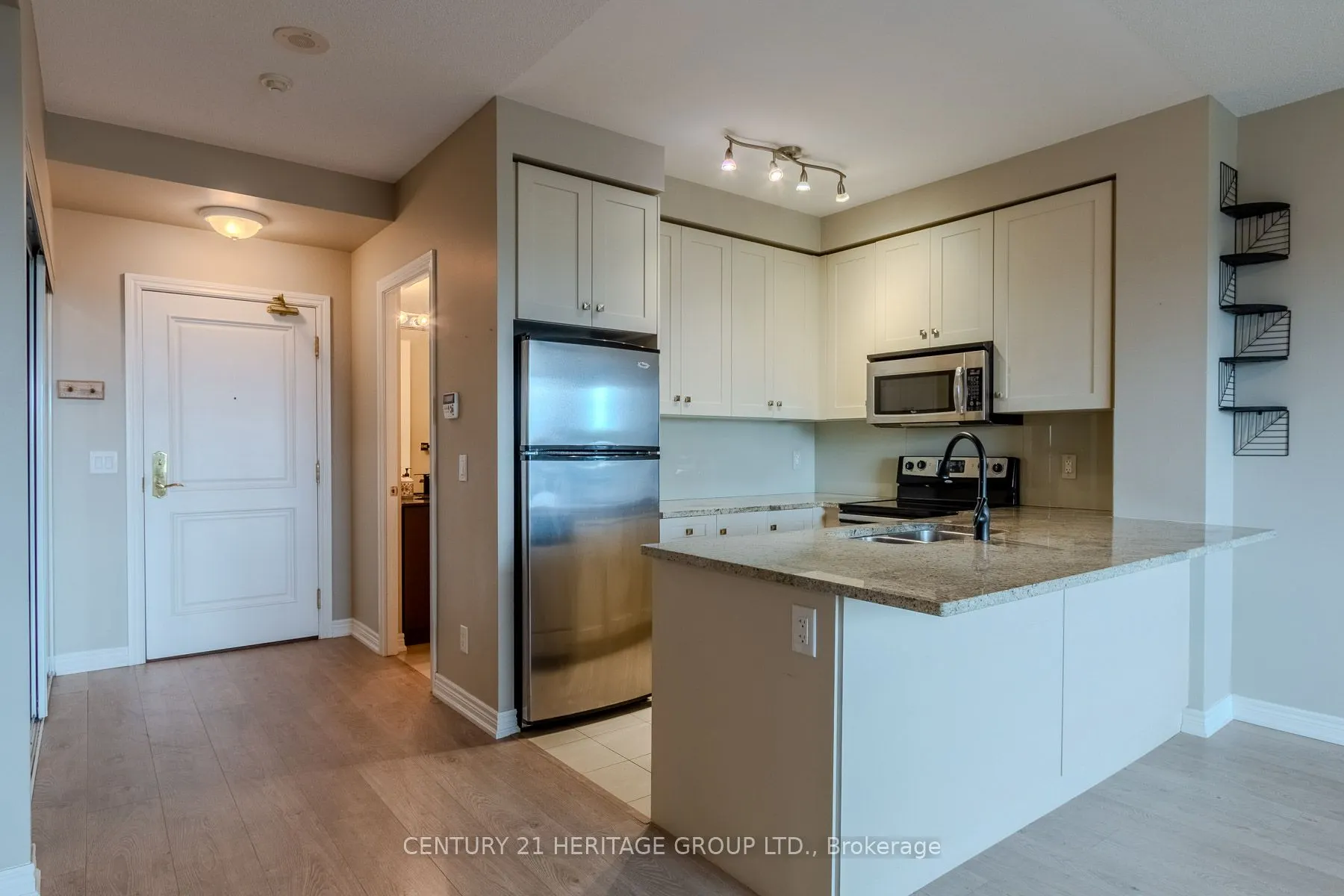 9245 Jane Street, #615