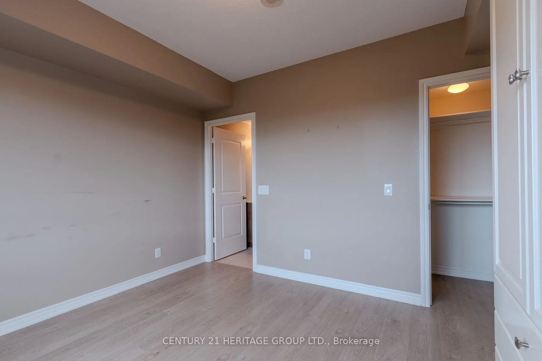9245 Jane Street, #615