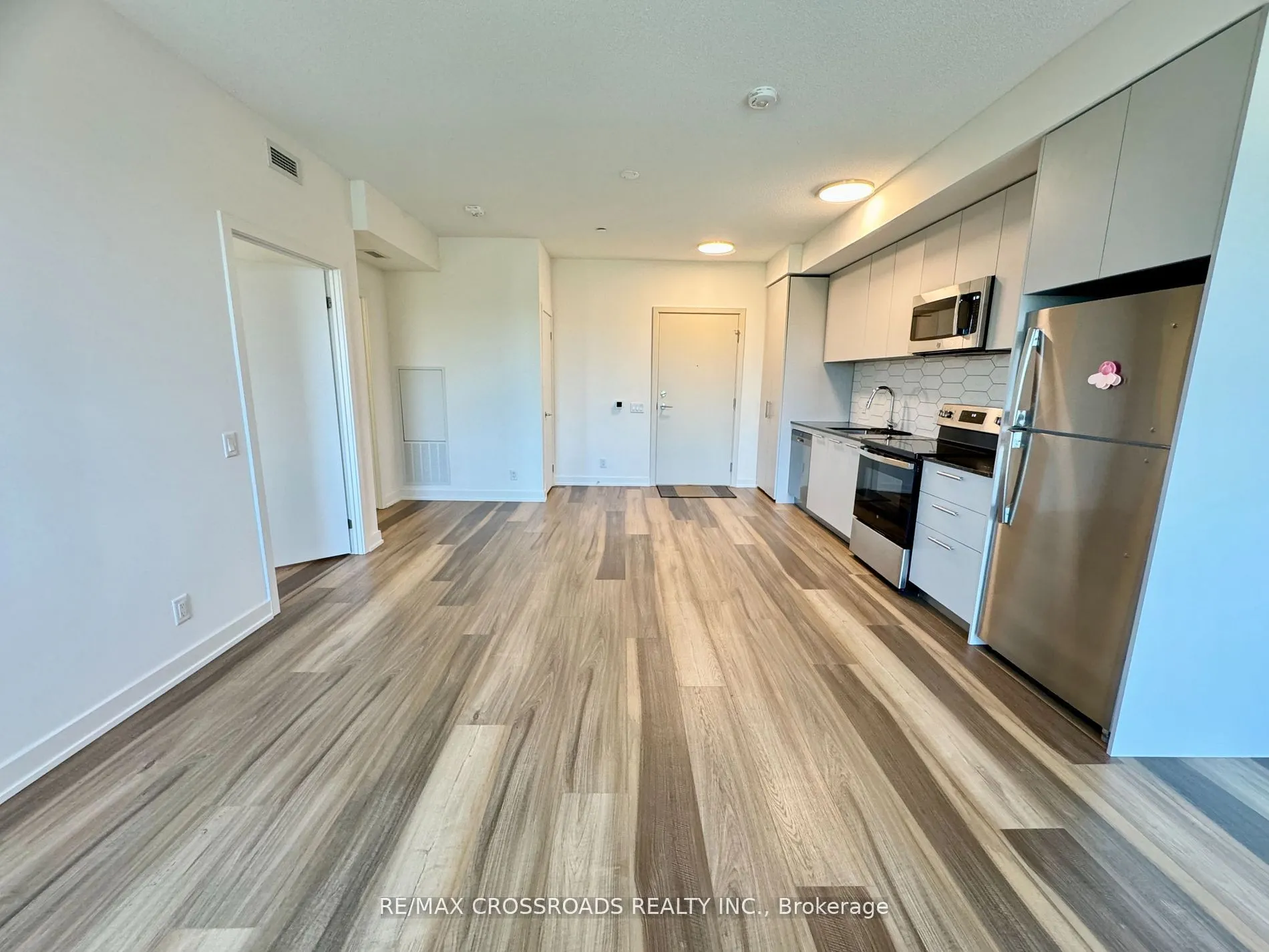 101 Cathedral High Street, #239