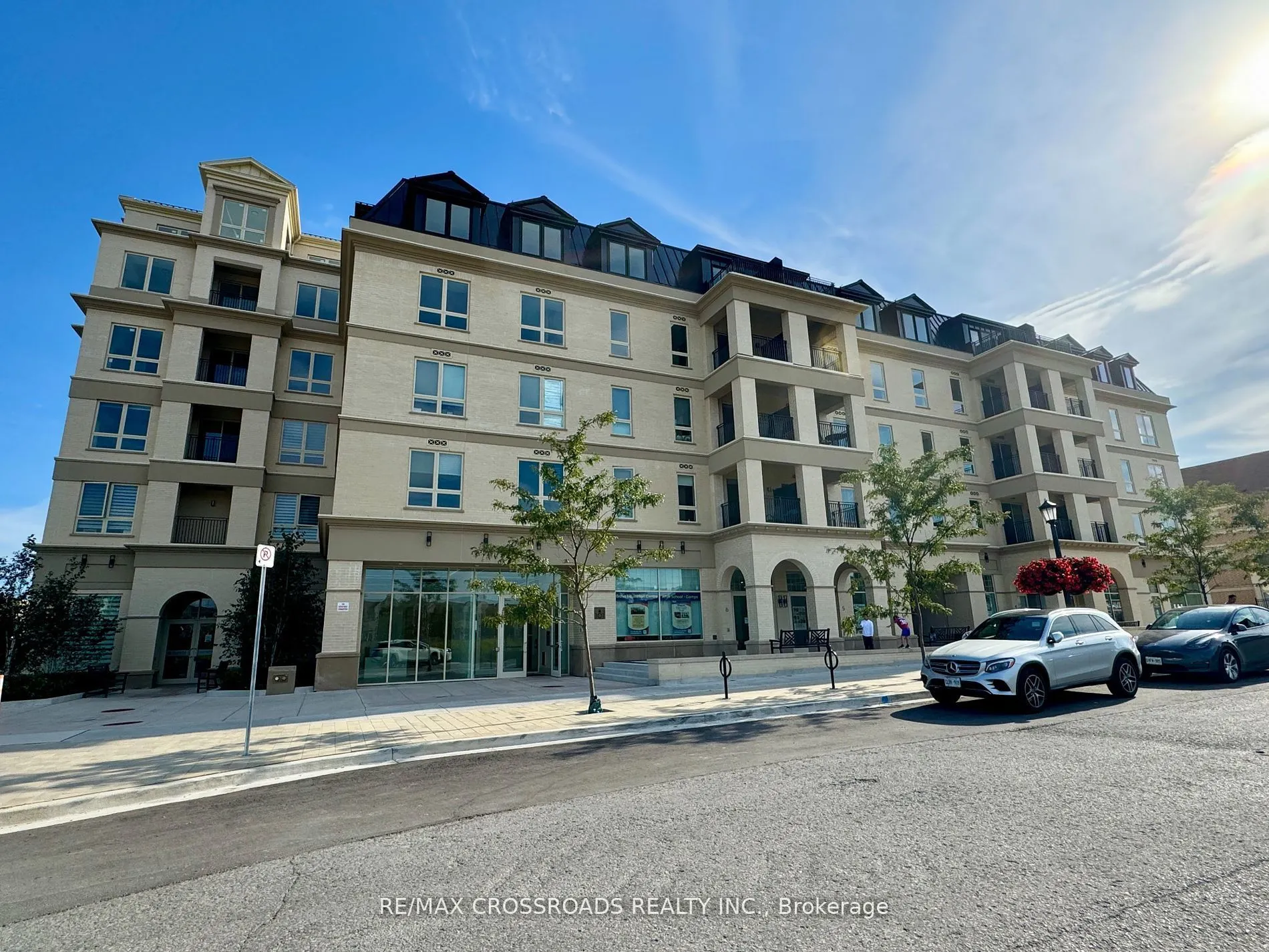 101 Cathedral High Street, #239