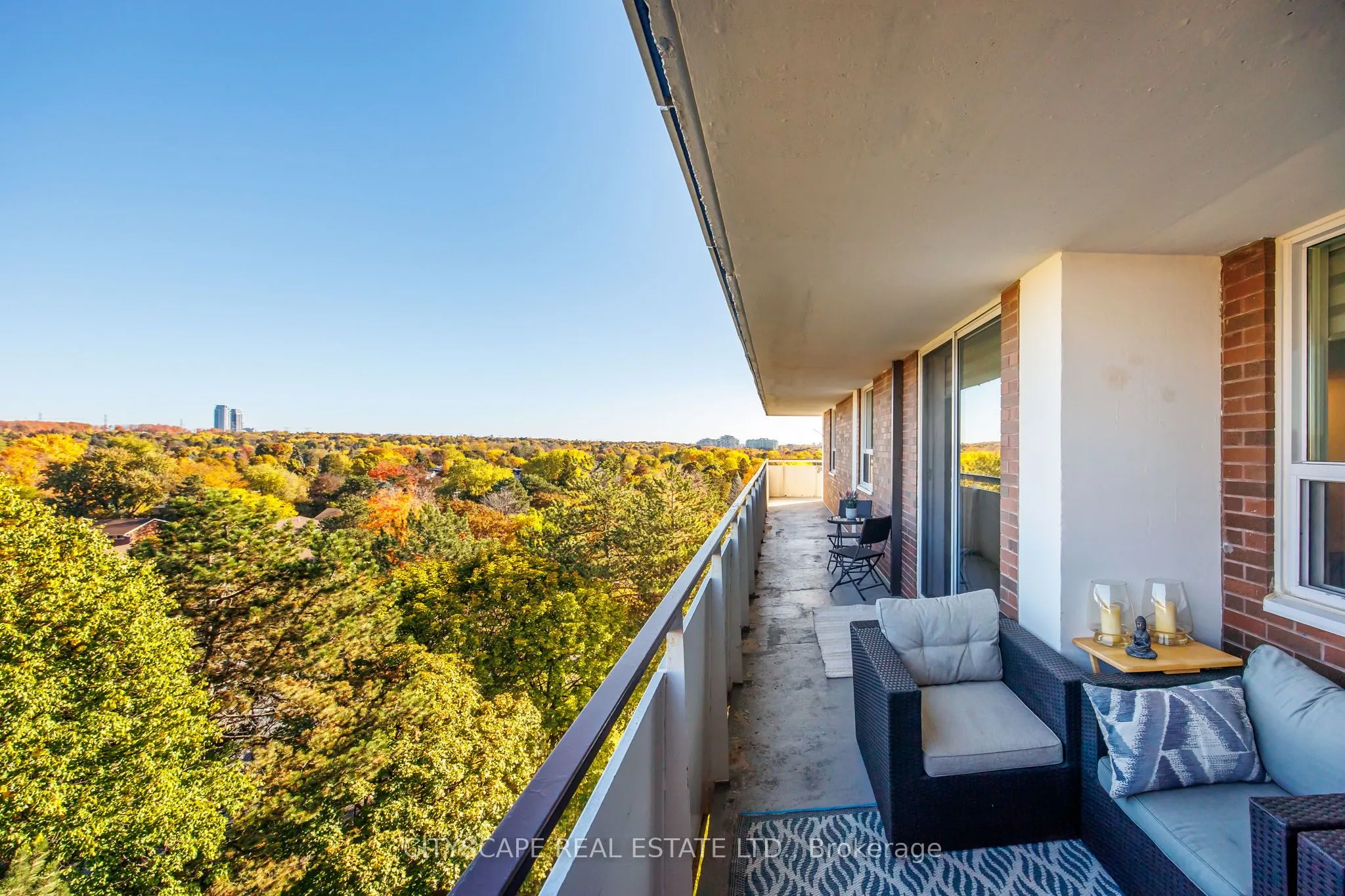 1 Royal Orchard Boulevard, #810