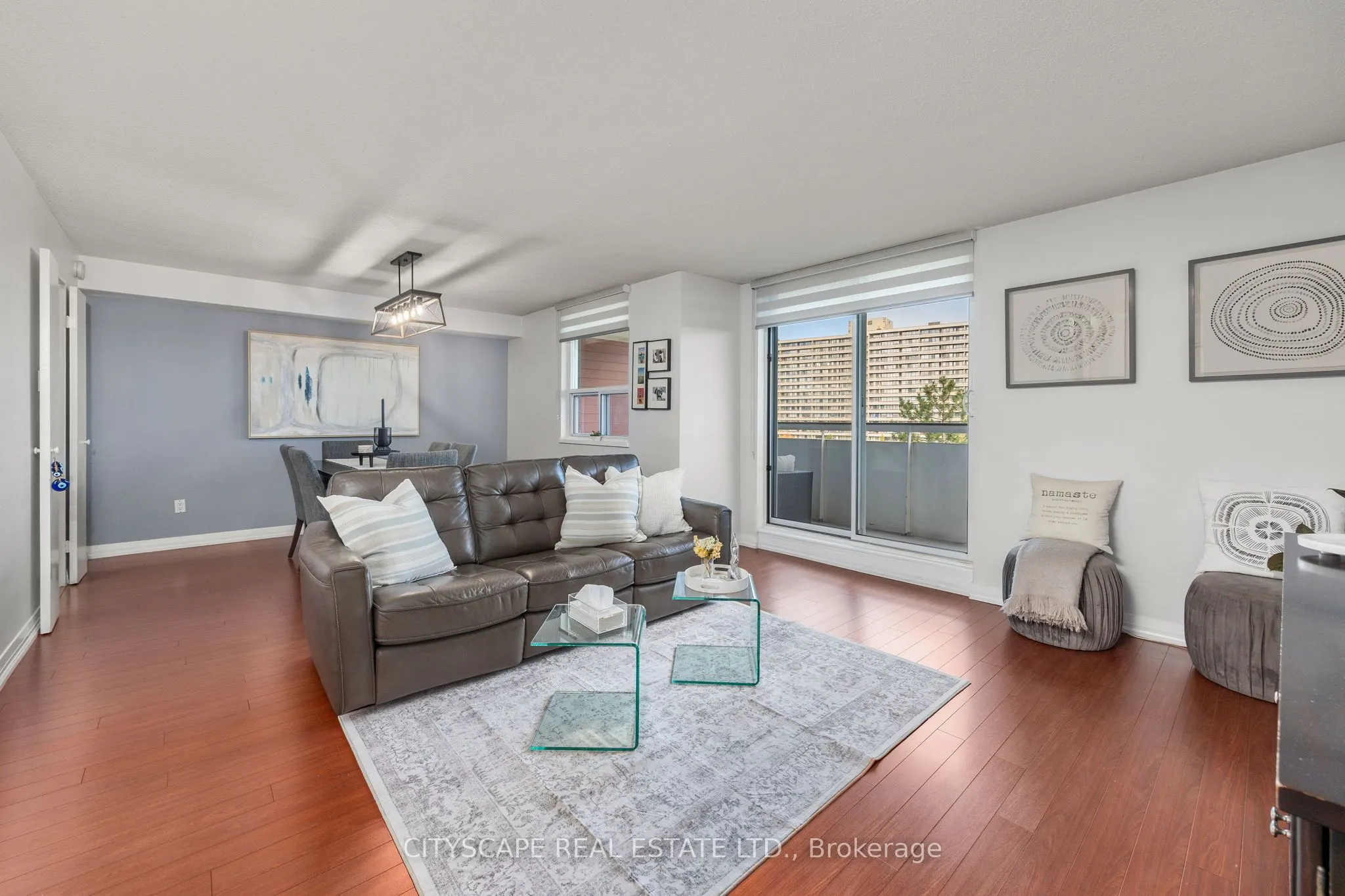 1 Royal Orchard Boulevard, #810