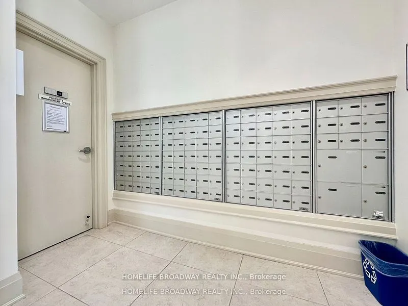 101 Cathedral High Street, #204