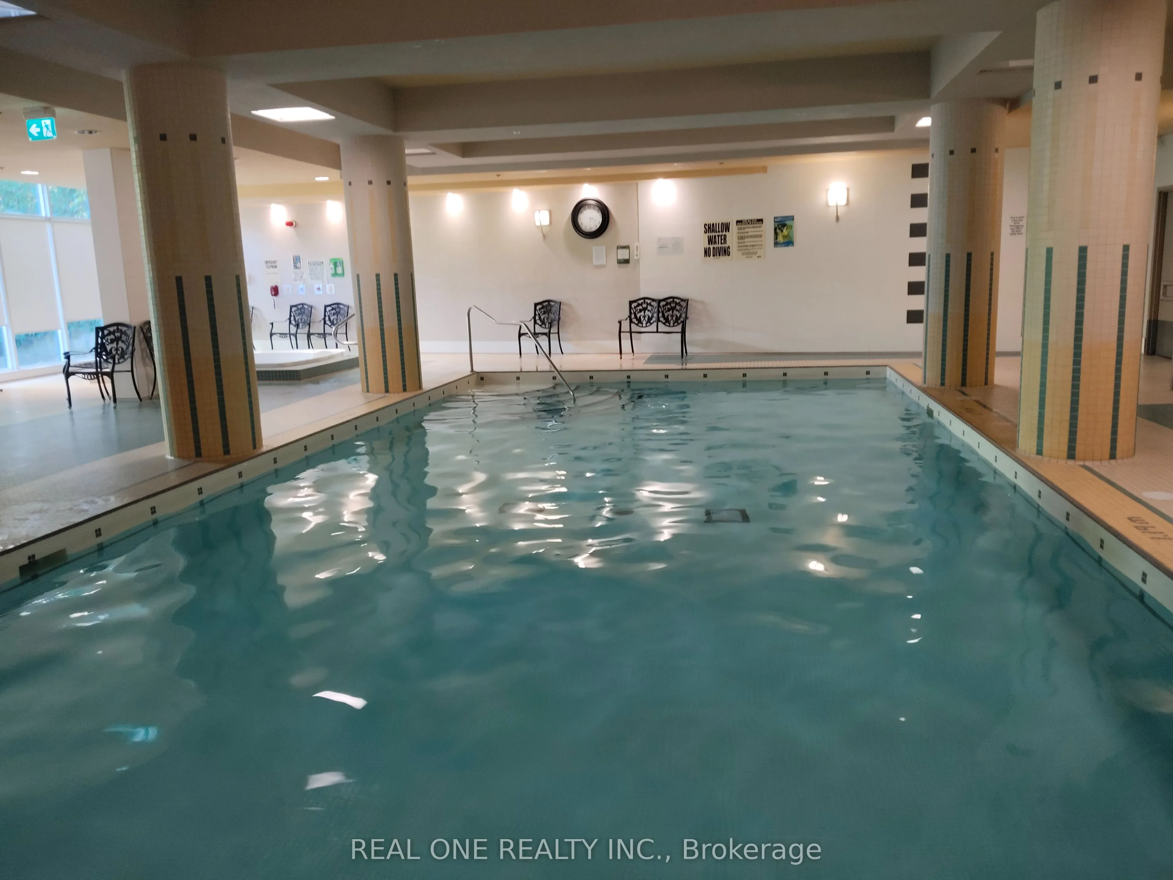 75 South Town Centre Boulevard, #703