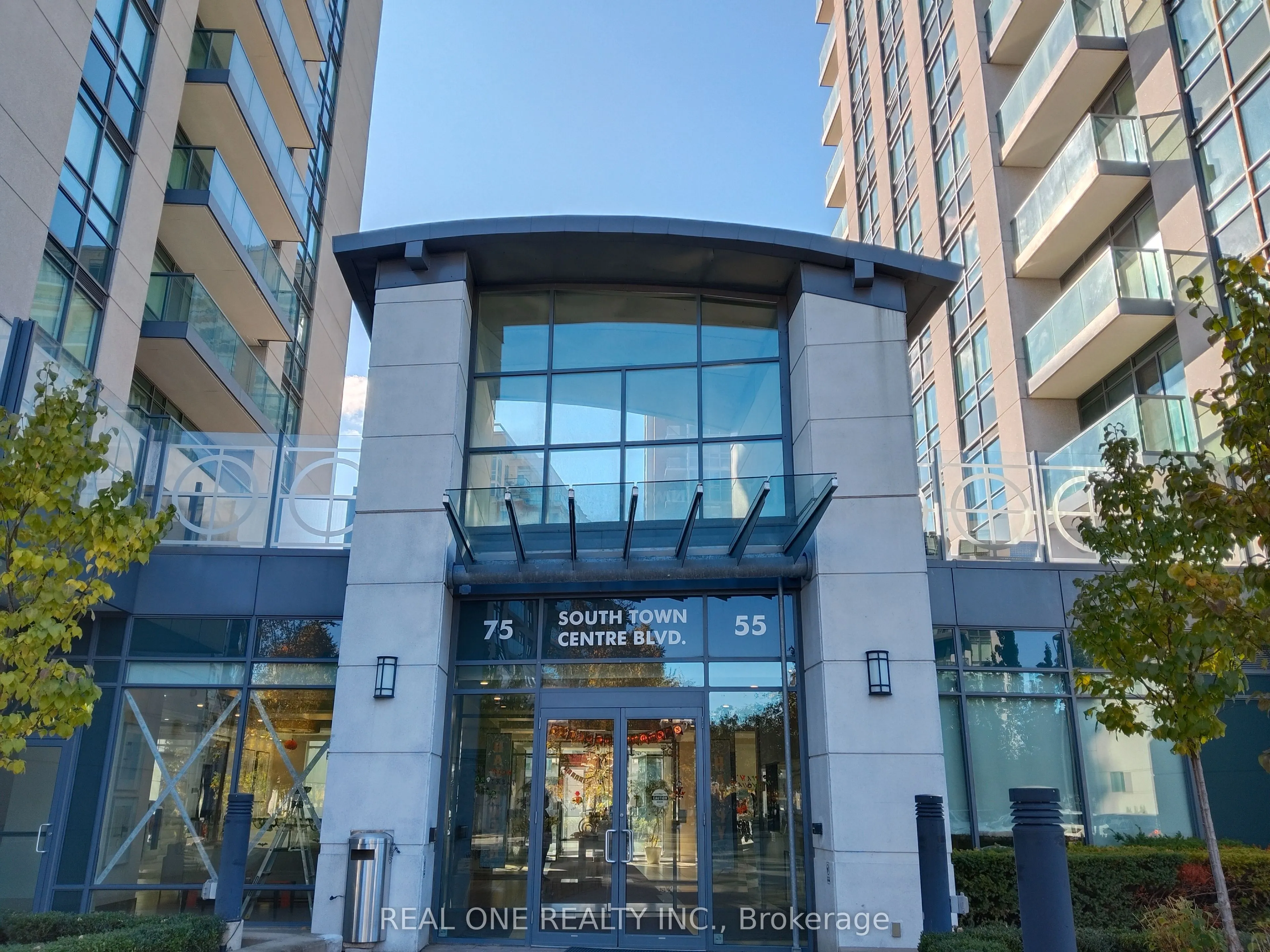 75 South Town Centre Boulevard, #703