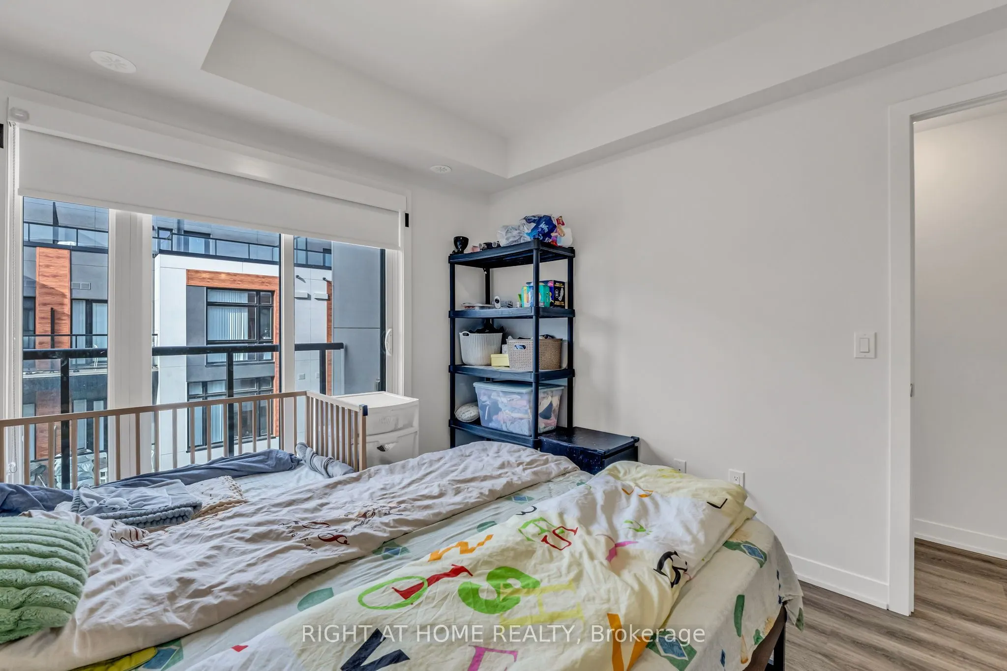 2 Steckley House Lane, #907