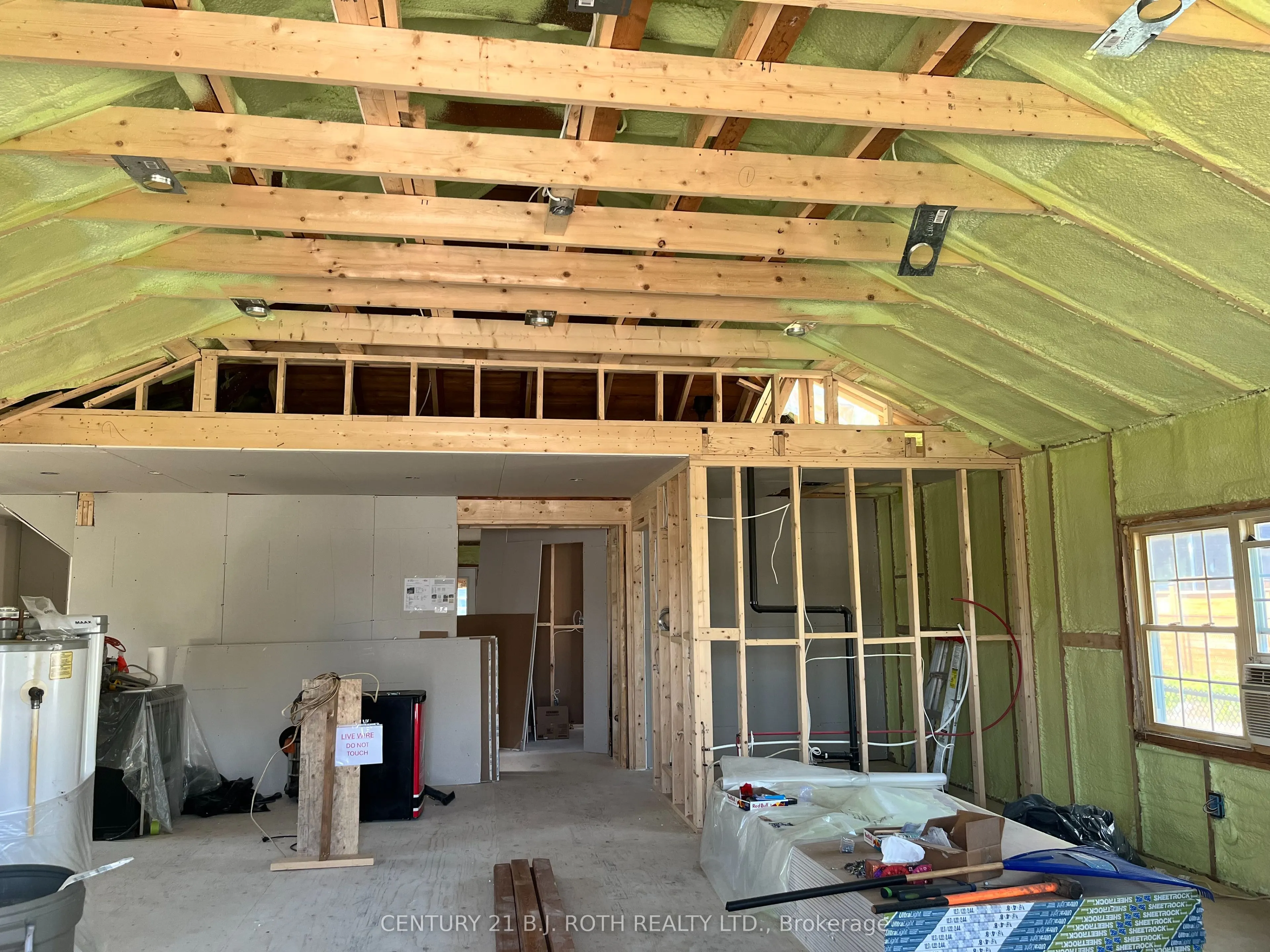 412 Limerick Crescent