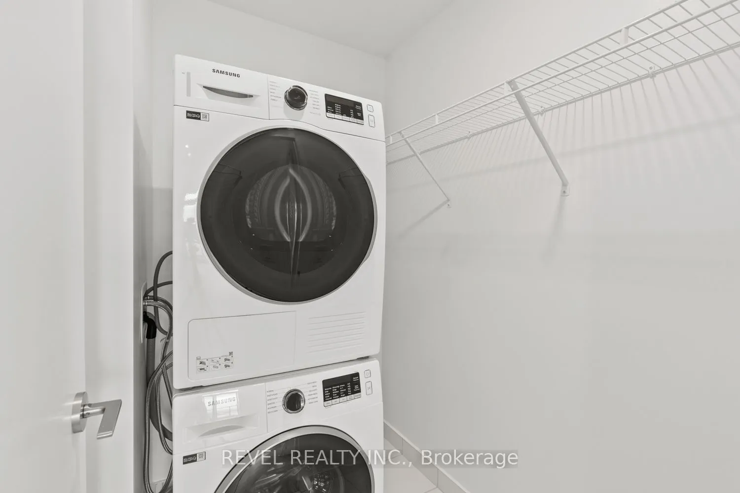 60 Honeycrisp Crescent, #720