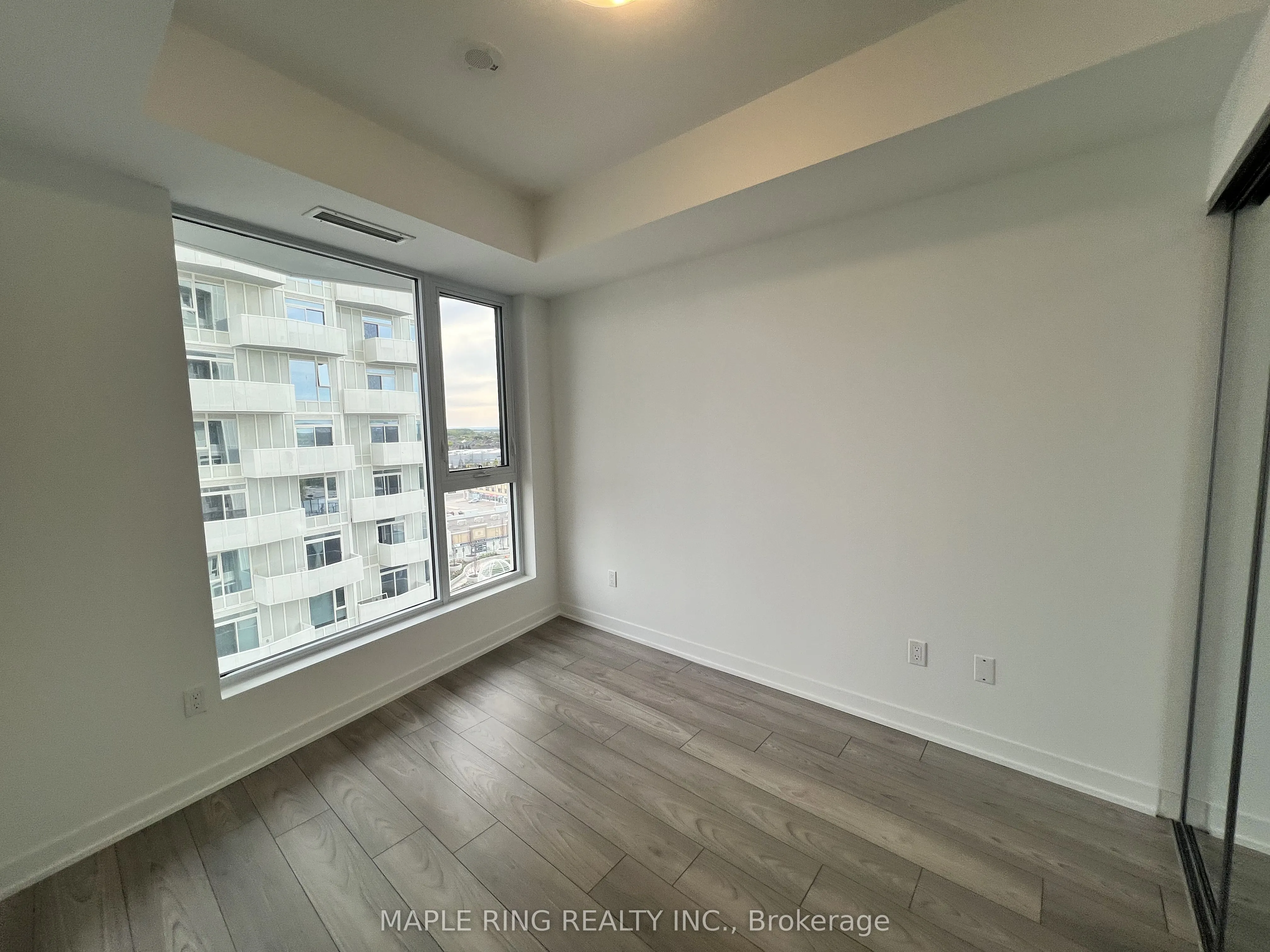 474 Caldari Road, #1011