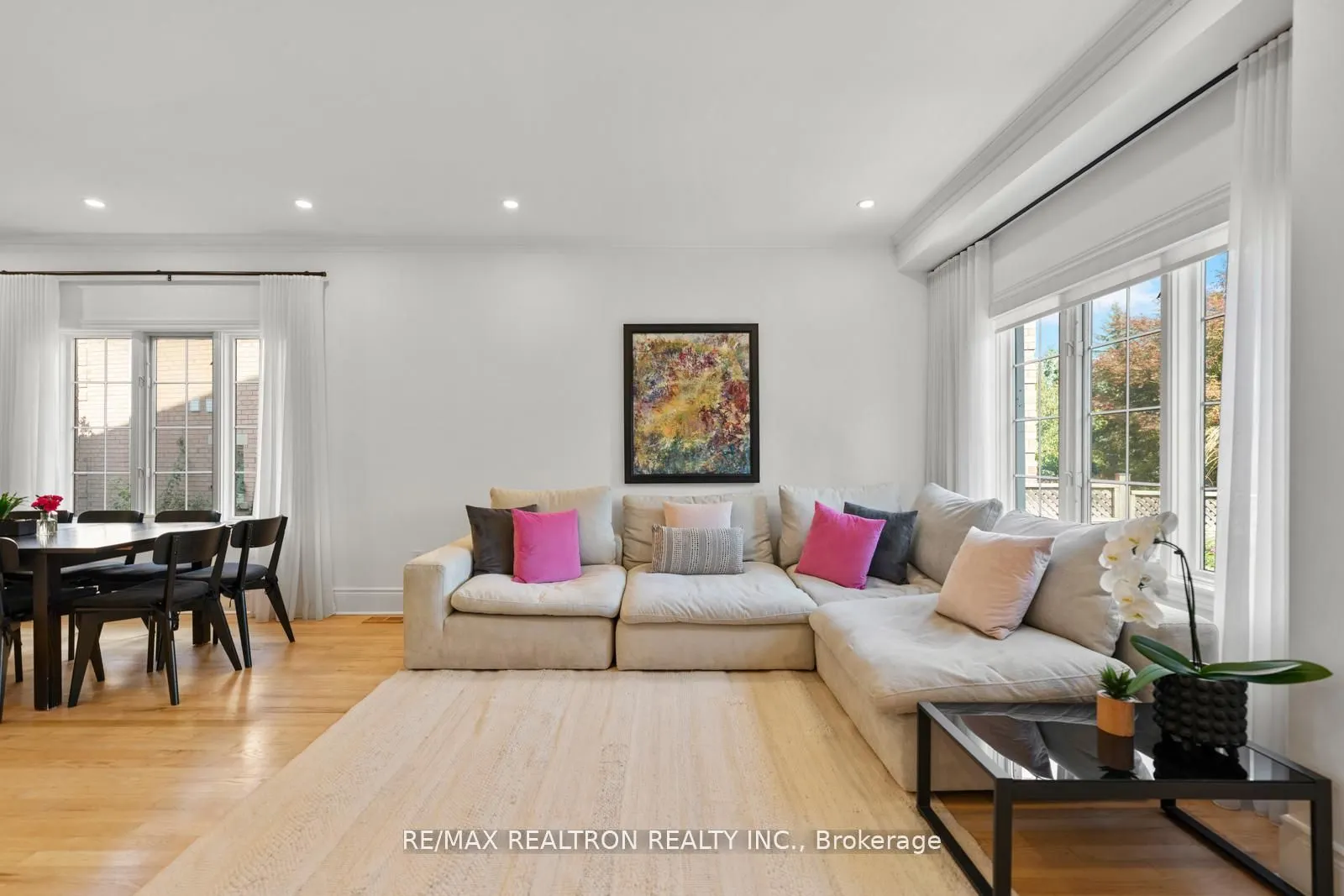 136 Kingsbridge Circle