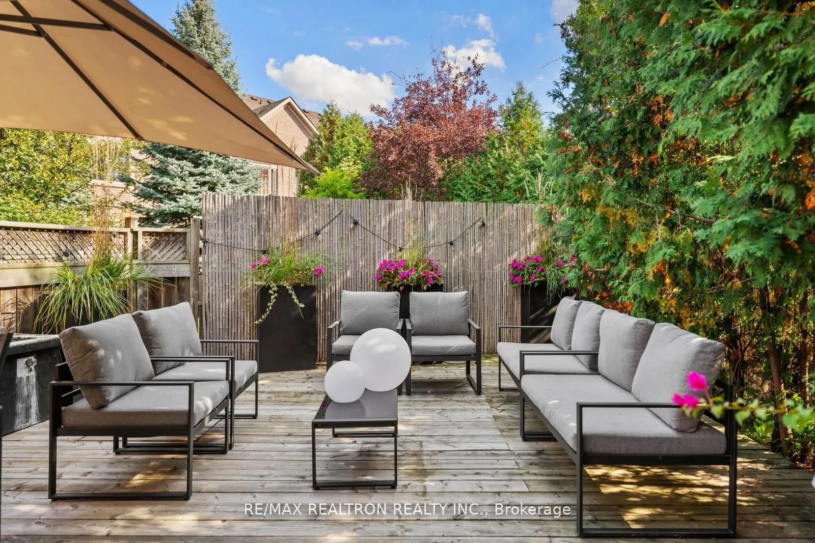 136 Kingsbridge Circle