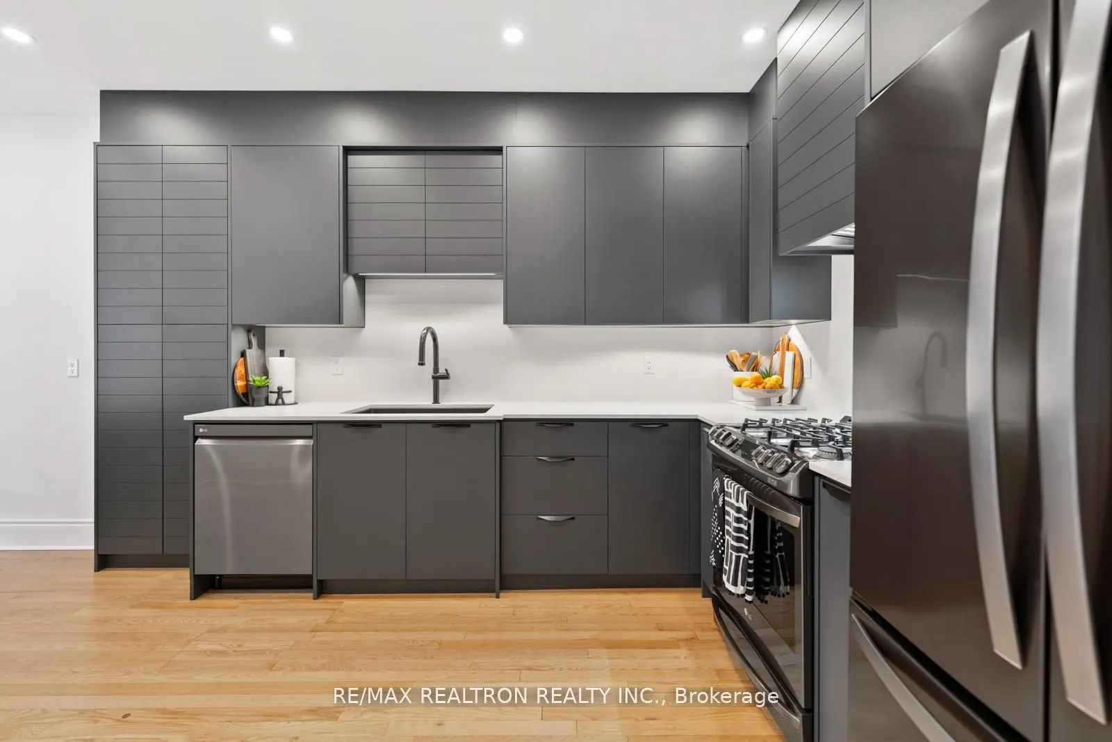 136 Kingsbridge Circle