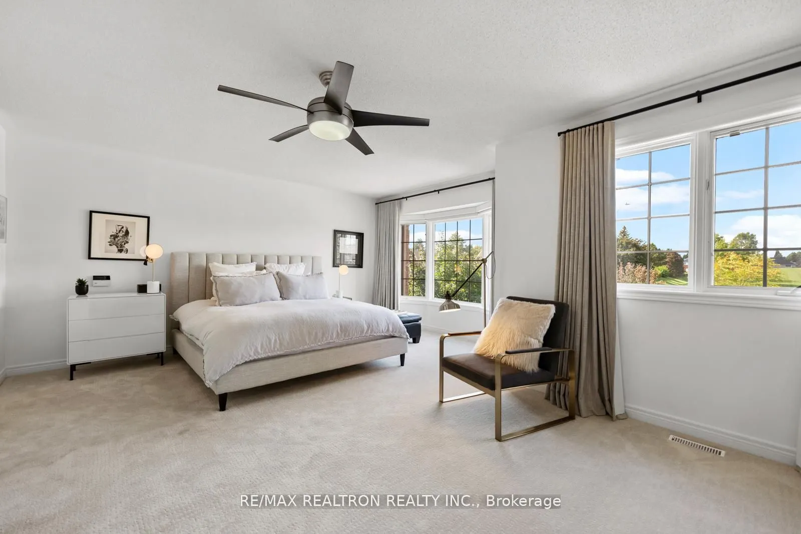 136 Kingsbridge Circle