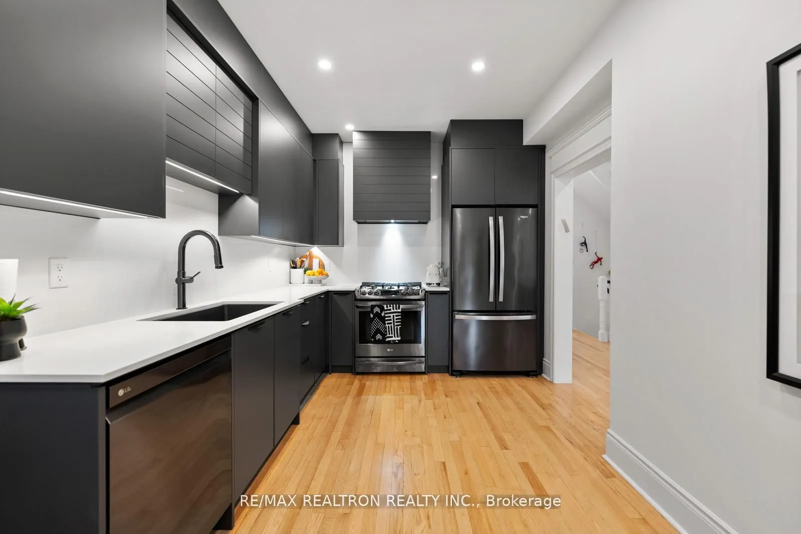 136 Kingsbridge Circle