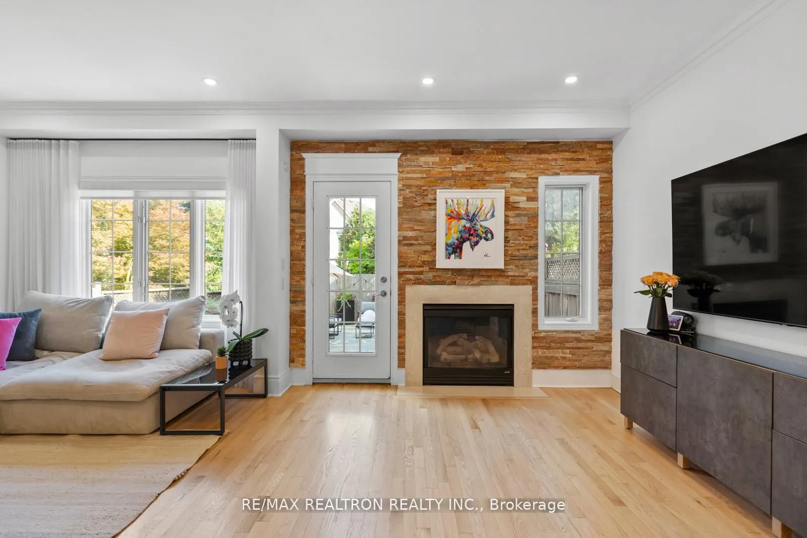 136 Kingsbridge Circle