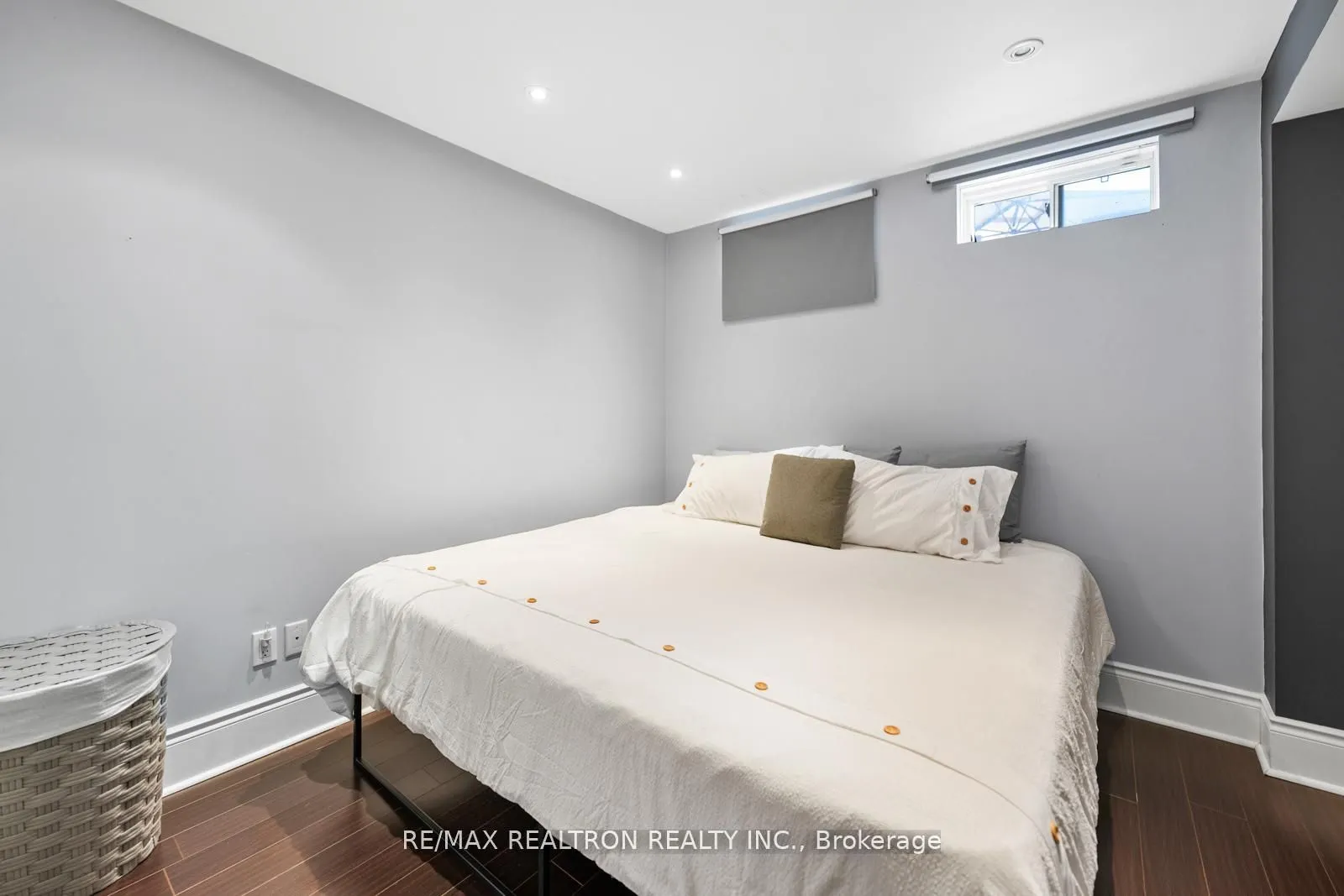 136 Kingsbridge Circle