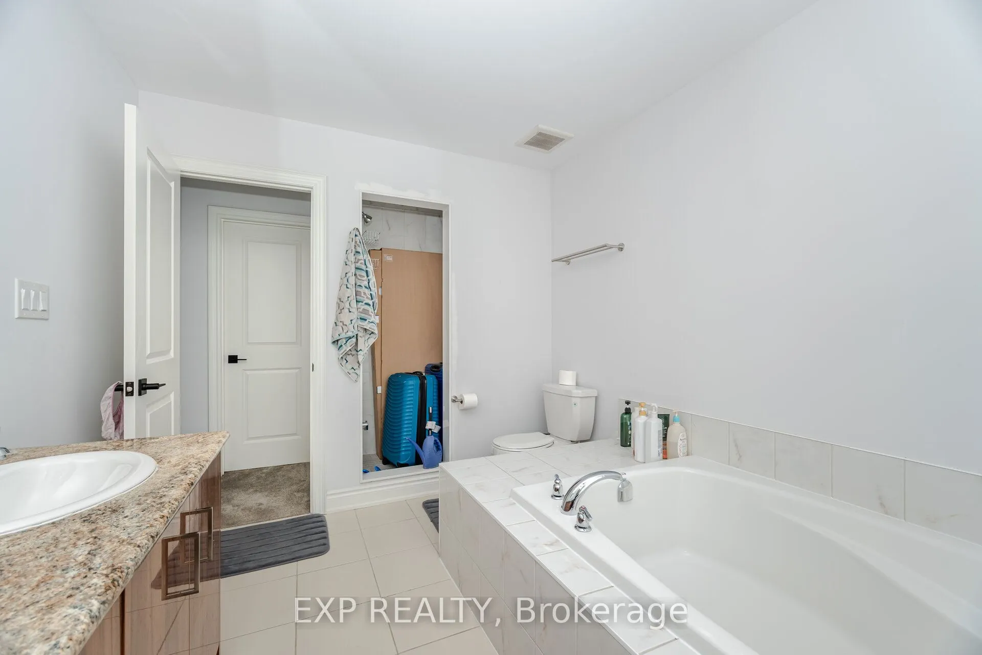 13 Alan Williams Trail