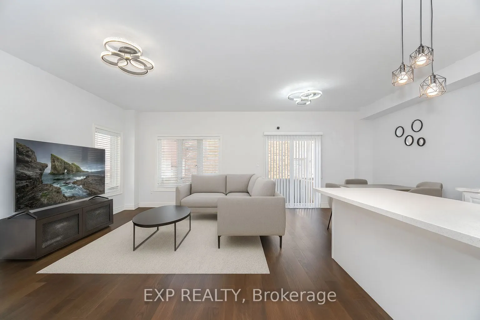 13 Alan Williams Trail