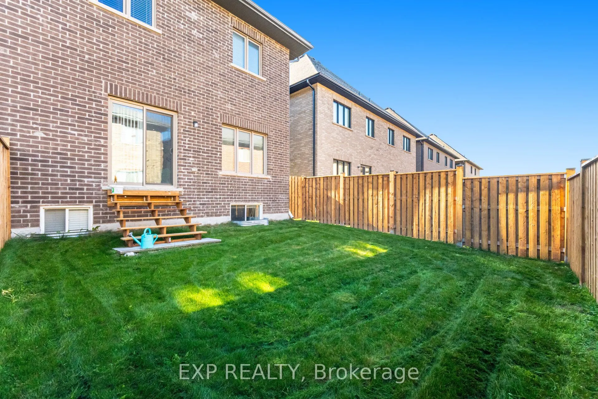 13 Alan Williams Trail