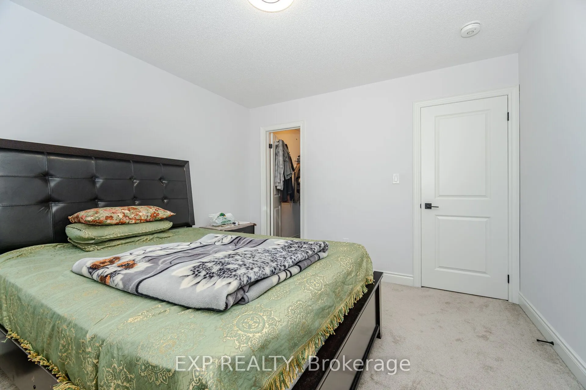 13 Alan Williams Trail