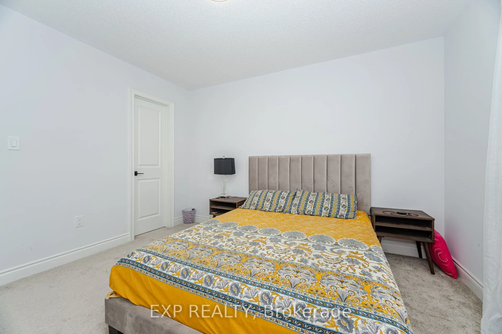 13 Alan Williams Trail