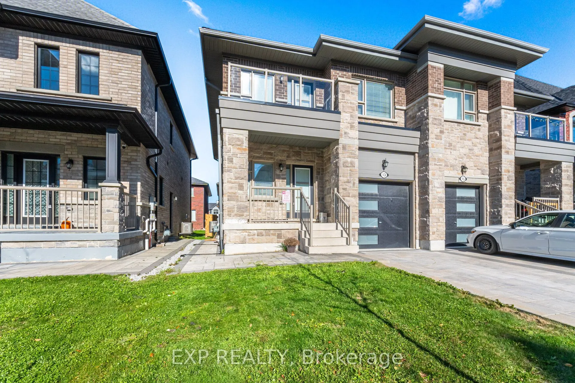 13 Alan Williams Trail