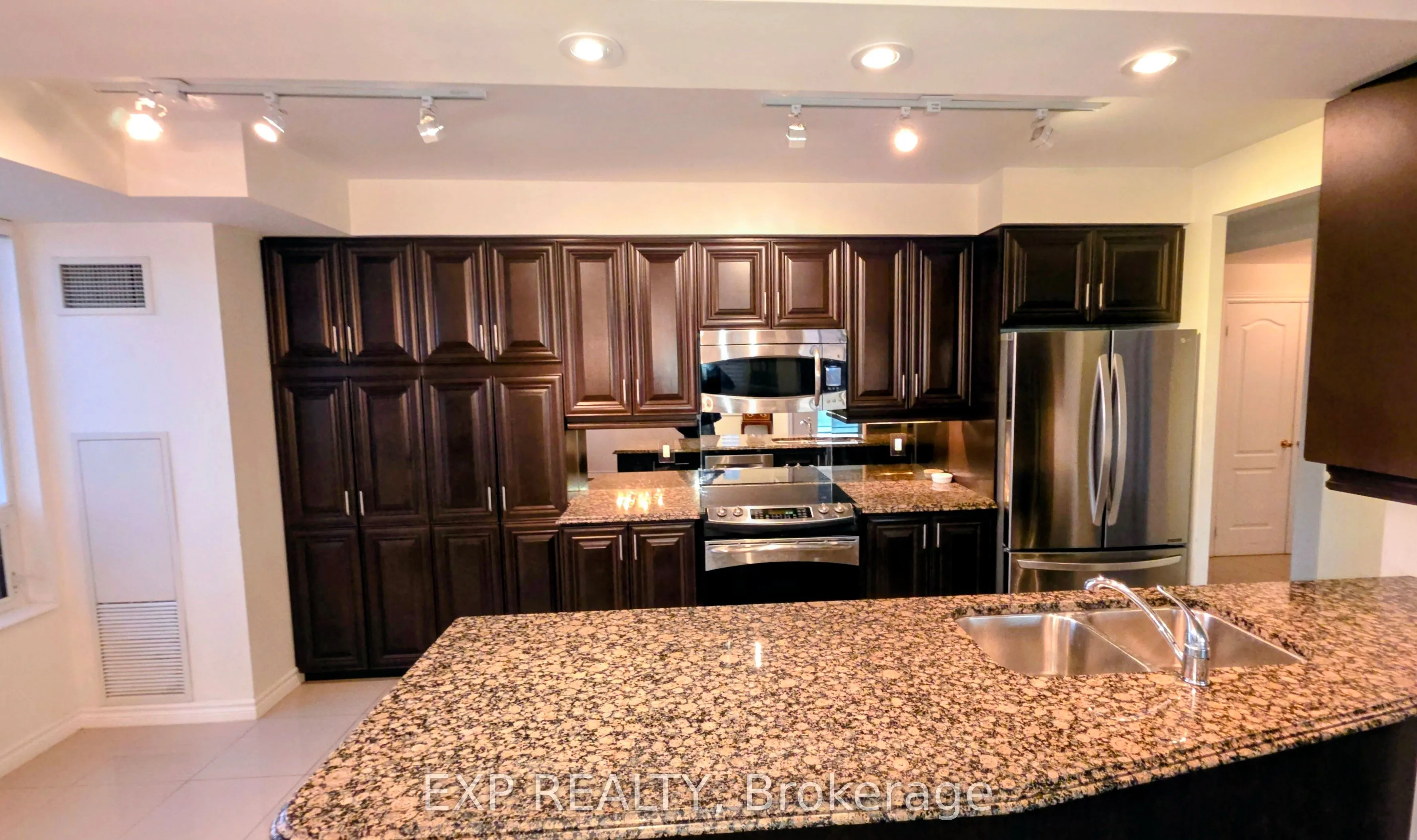 88 Promenade Circle, #1110