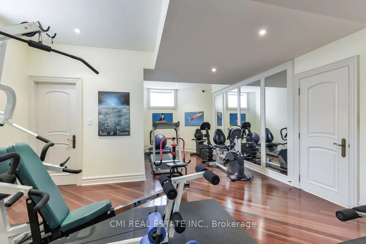 776 Woodland Acres Crescent