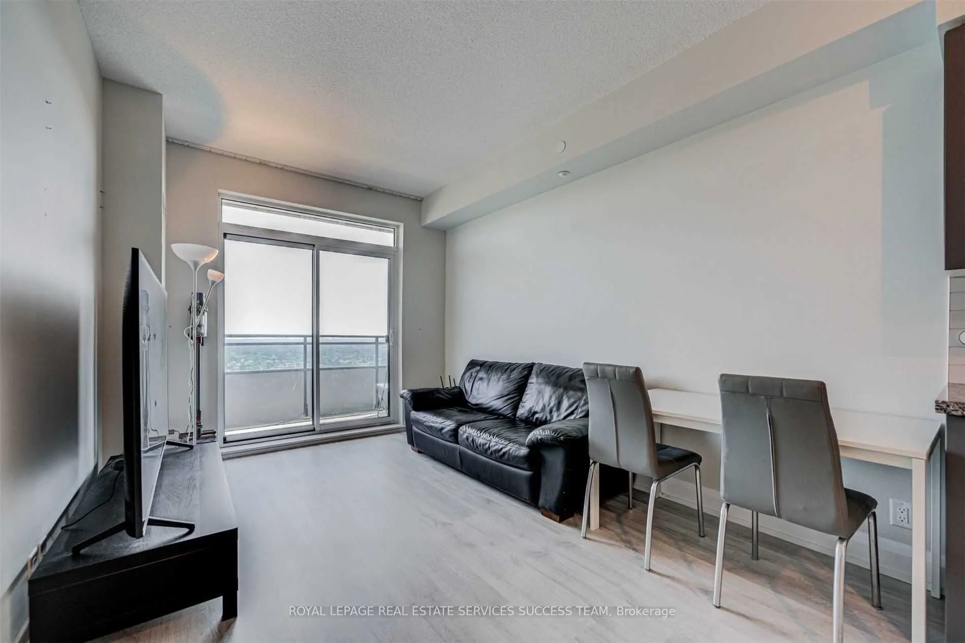 7890 Bathurst Street, #2002