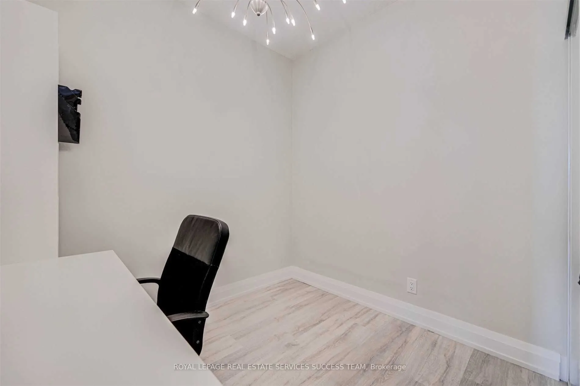 7890 Bathurst Street, #2002