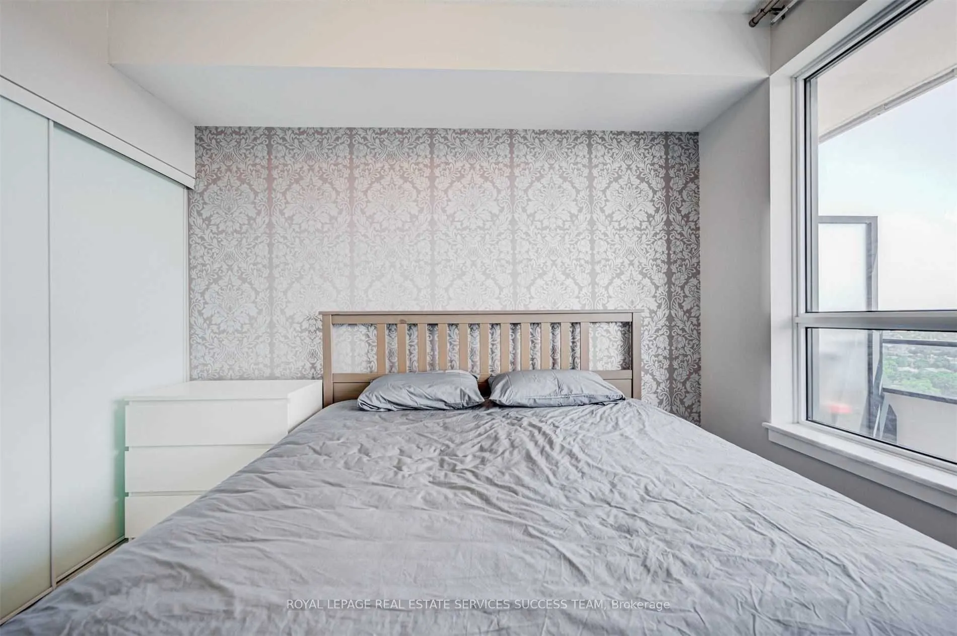 7890 Bathurst Street, #2002