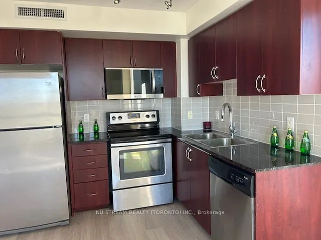 370 Highway 7 E, #721