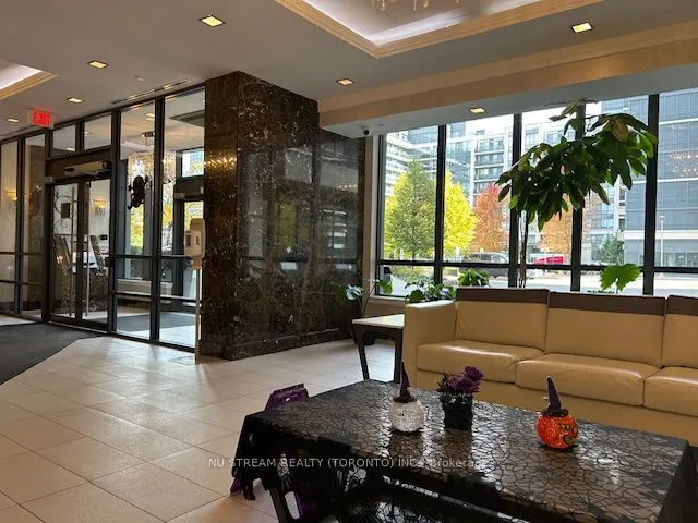 370 Highway 7 E, #721