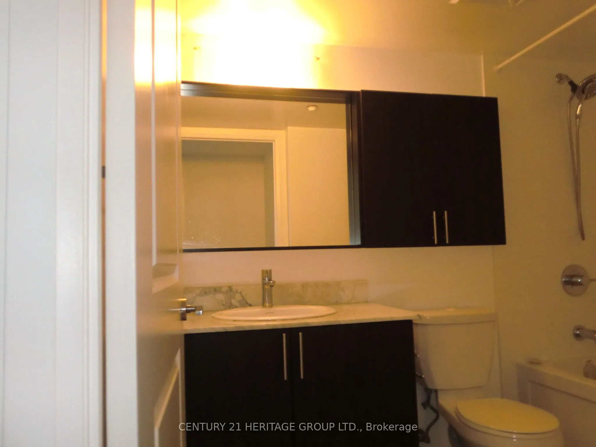 372 Highway 7 Avenue E, ##801