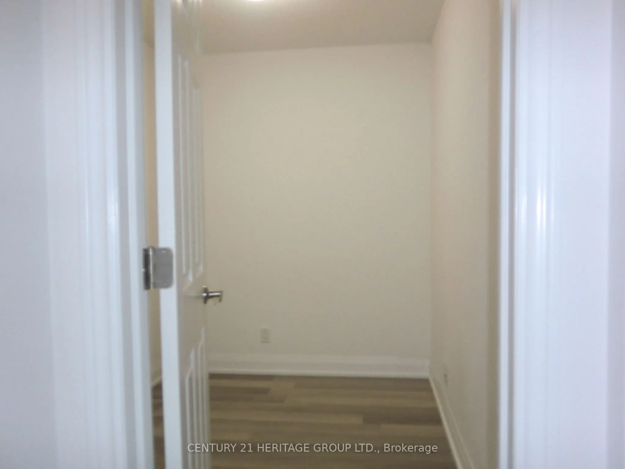 372 Highway 7 Avenue E, ##801